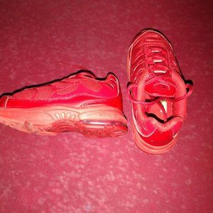 NIKE AIR tennis shoes-childrens size 8